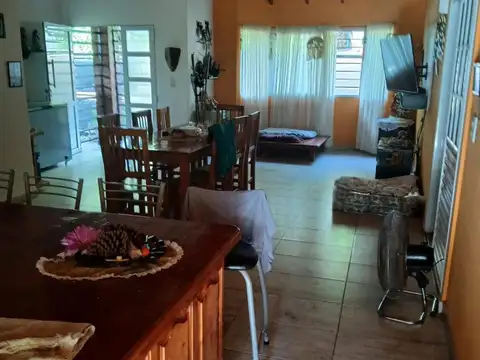 Jujuy e/ Gutierrez y Felix Frias