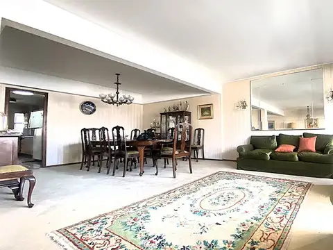 Departamento 7 ambientes con 3 baños