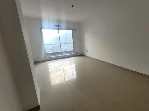 Departamento en Alquiler con 1 cochera