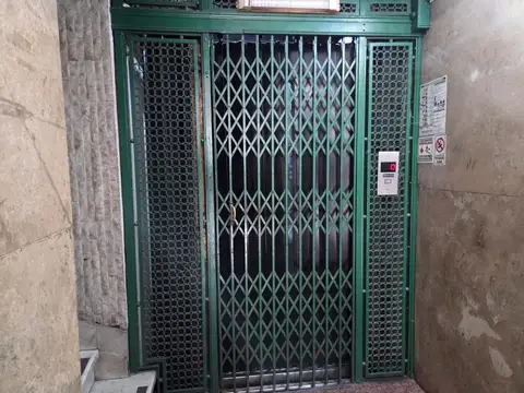 Oficina en Alquiler en Monserrat, $ 400.000