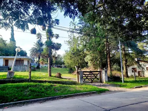 Paseo de La Alameda y Los Reartes 9400