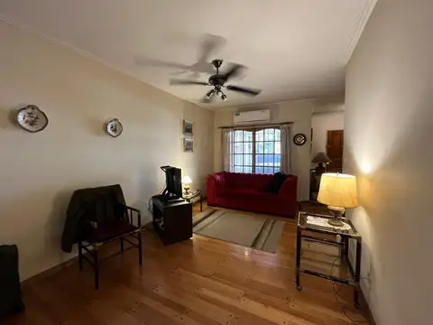 Casa en Venta en Olivos Maipu/Uzal, USD 220.000