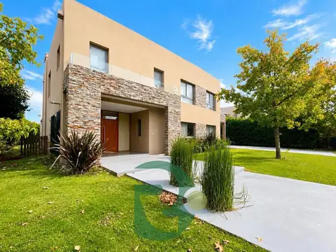 Alquiler Casa.5 amb.Bo.Privado La Lomada. Pilar