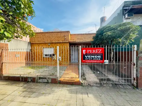 casa tipo ph en planta baja al frente en boulogne