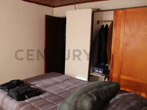 Avenida 66 e/ 138 y 139 - Casa de 2 Dormitorios c/ cochera tipo PH en Venta - Los Hornos