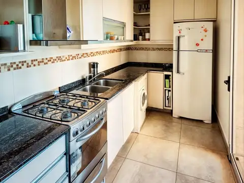 Departamento 3 ambientes con 2 baños