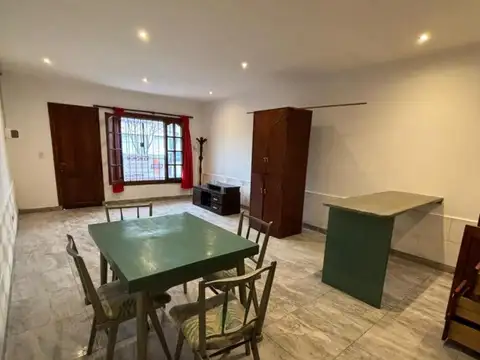 Depto Tipo Casa en Venta de Monoambiente