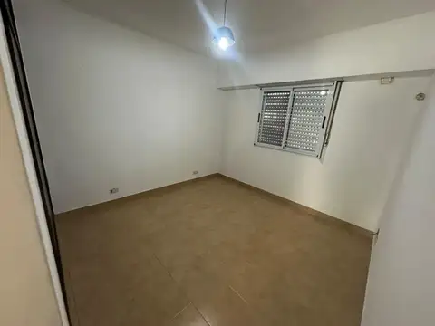 Depto Tipo Casa 4 ambientes con 1 baño