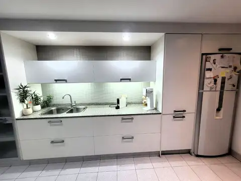 Vta  Casa 4 amb Haedo Coch Jardín Parril APTO CRED