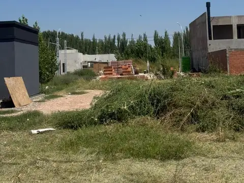 Terreno en Venta en Plottier, USD 47.000