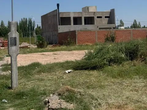 Terreno en Venta en Plottier, USD 47.000