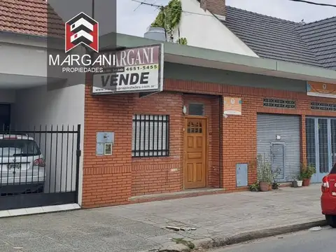 Casa 3 AMB c/ Garage + 2 Locales S/ Lote 310m2-