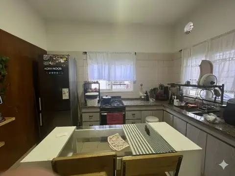 Depto Tipo Casa 4 ambientes con 1 baño