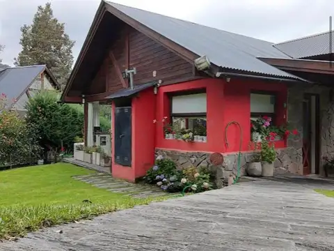 Casa 5 ambientes con 2 baños
