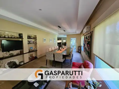 Casa en Venta en Septiembre con Pileta! 6 Ambientes