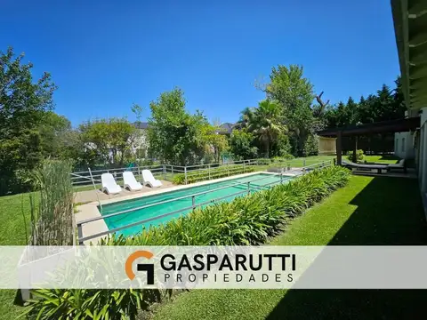 Casa en Venta en Septiembre con Pileta! 6 Ambientes