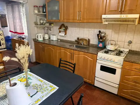 VENTA CASA 4 AMBIENTES ZELAYA PILAR