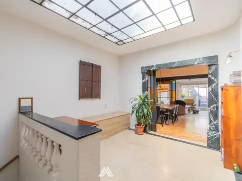 Casa 6 ambientes con 1 baño