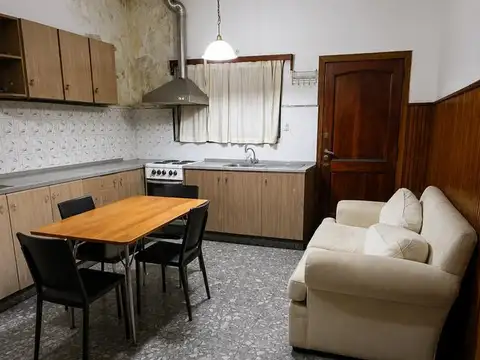 Casa en Venta en Olivos, USD 210.000