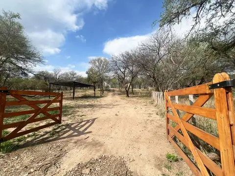 Casa en Venta con 6 cocheras