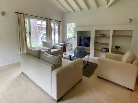 Casa en Venta en Pinamar Norte, USD 265.000
