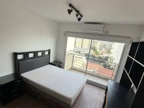 Departamento en Alquiler en Villa Pueyrredón, $ 650.000