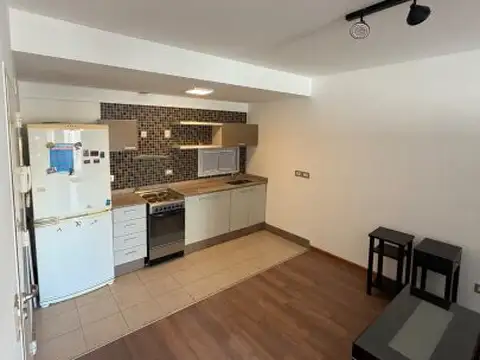 Campana 4700, Piso 6