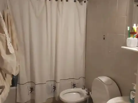 DEPARTAMENTO 3 AMBIENTES CON BALCÓN. MANUEL ESTEVEZ 147 AVELLANEDA (TORRES PUEYRREDON)