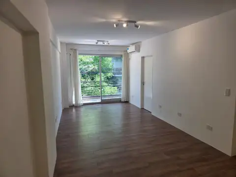 ALQUILER MONOAMBIENTE CON BALCON AL FRENTE