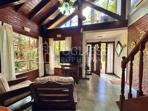 Casa en Venta con 1 cochera