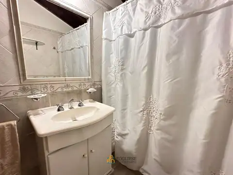 Casa de 4 ambientes en Venta