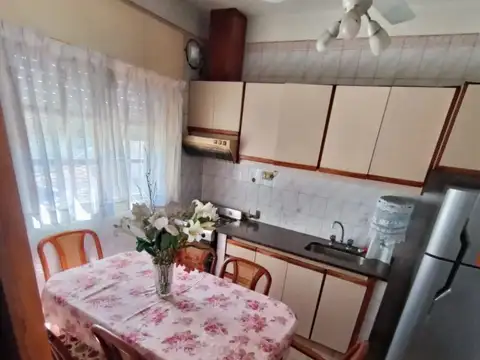 Depto Tipo Casa en Venta 60 años