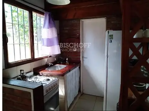 CASA 4 AMBIENTES MAS DEPARTAMENTO 2 AMBIENTES.