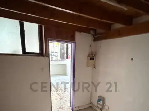 Av. Mitre 674 600, Piso 0