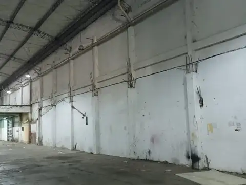 Galpon en Venta en Loma Hermosa, USD 232.000