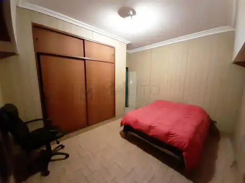 Venta Casa Lote Propio 2 Plantas - con patio y pileta