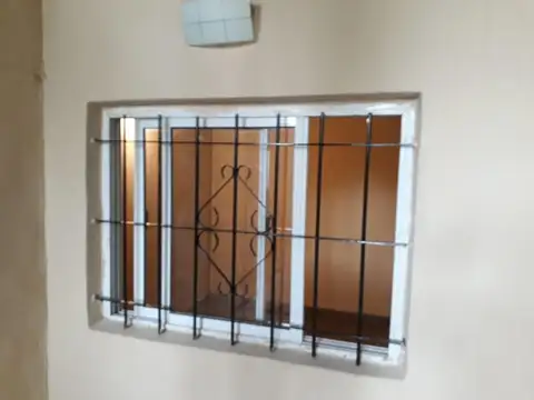 Depto Tipo Casa en Alquiler de 2 ambientes