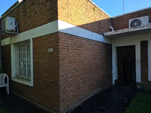 Casa en venta en Villa Luzuriaga