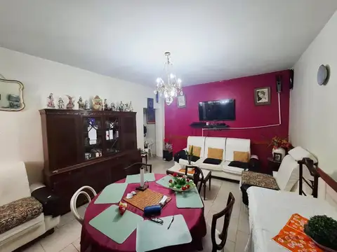 Crisóstomo Álvarez 3800, Piso PB