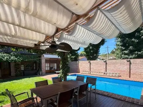 Beccar vias a libertador espec casa enVENTA 5 Dorm