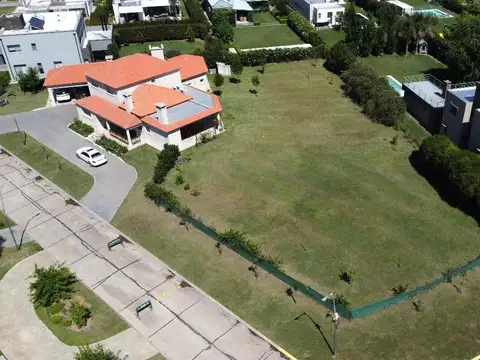 Terreno en Venta en San Sebastian, USD 290.000