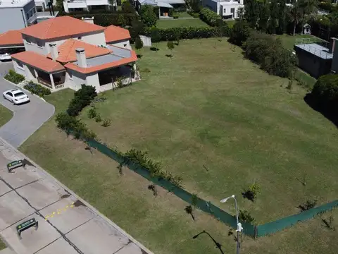 Terreno en Venta 59  mts Fondo