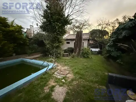 Casa en Venta con 1 cochera