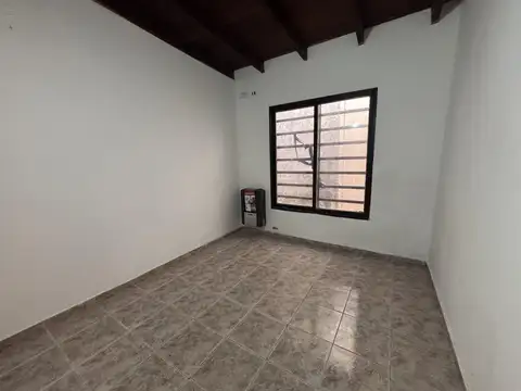 Casa en Alquiler en Terminal de Omnibus, $ 550.000