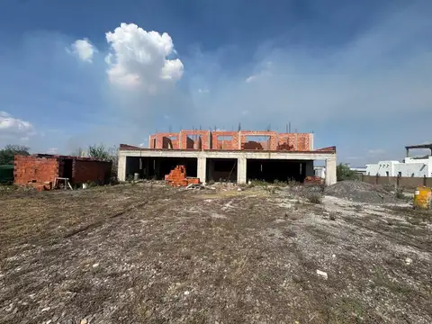 Casa en costruccion en venta