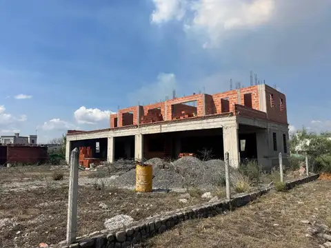 Casa en costruccion en venta