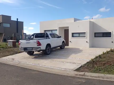 Avenida Doctor Honorio Pueyrredón