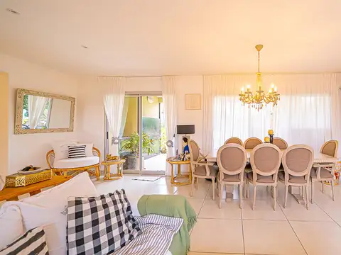 VENTA CASA 6 AMBIENTES HARAS SANTA MARIA ESCOBAR