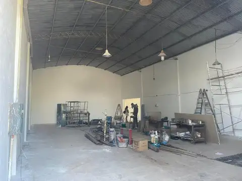 Galpon en Alquiler en Malvinas Argentinas, $ 850.000