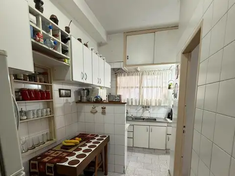Depto Tipo Casa en Venta 50 años